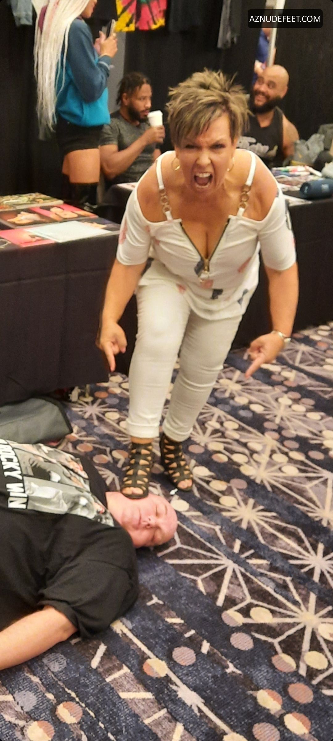 VICKIE GUERRERO Feet - AZNudeFeet