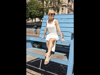  alt="Karolina Nowakowska"