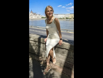  alt="Karolina Nowakowska"