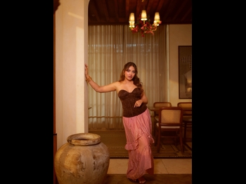  alt="Jiya Shankar"
