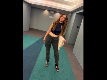  alt="Julia Dyan"
