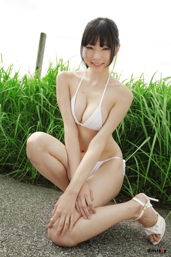 Ayumi Koyanagi