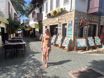  alt="Nika Balina"