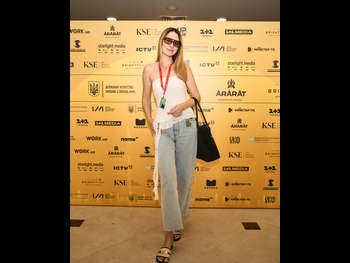  alt="Karyna Shereverova"