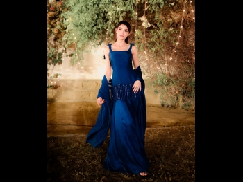  alt="Zoya Nasir"