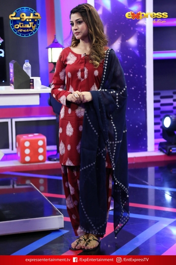 Zoya Nasir