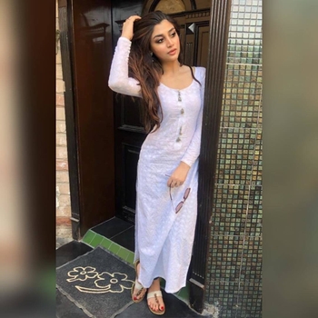 Zoya Nasir