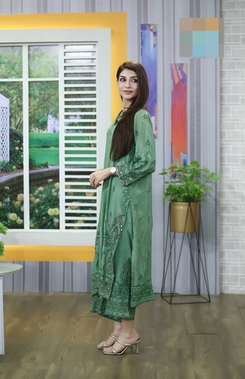 Zoya Nasir