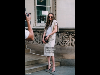  alt="Nicole Brydon Bloom"