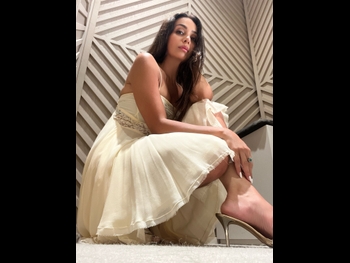  alt="Mariam Hassan"