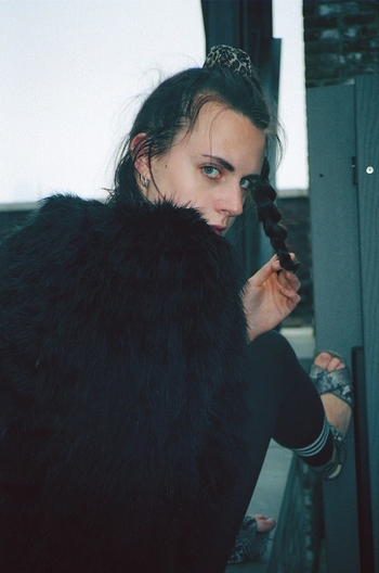 MØ