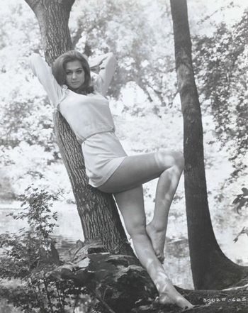 Valerie Leon