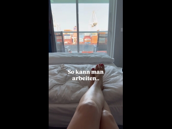  alt="Nina Bott"