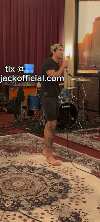 Jack Gilinsky