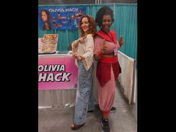  alt="Olivia Hack"
