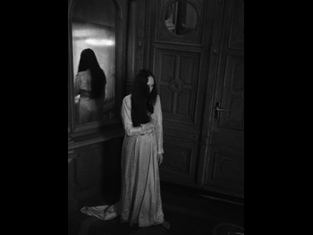  alt="Allie X"