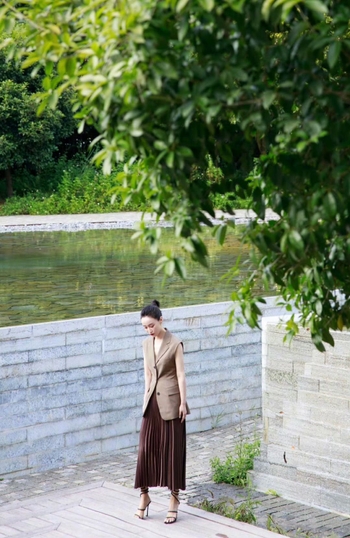 Ziqi Zhao