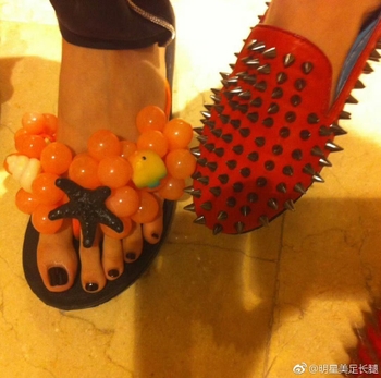 Ziqi Zhao