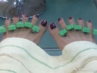 Ziqi Zhao