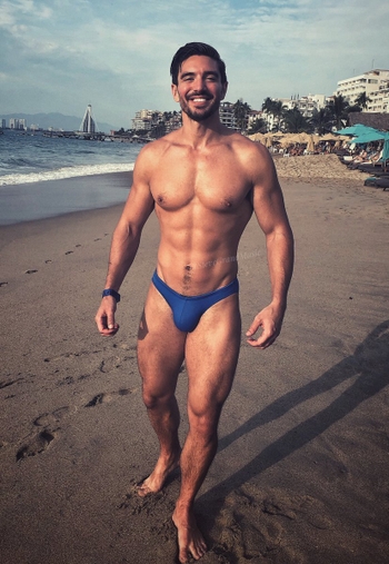 Steve Grand