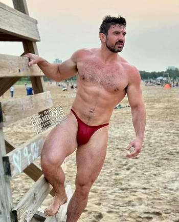 Steve Grand