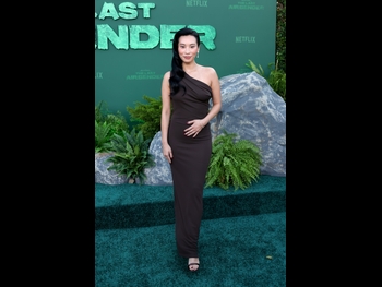  alt="Amanda Zhou"