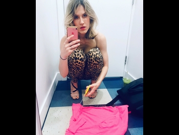  alt="Alison Wandzura"