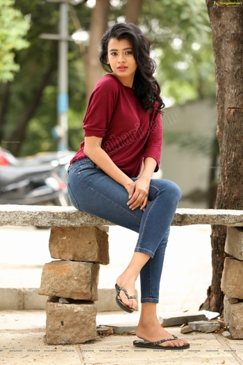 Hebah Patel