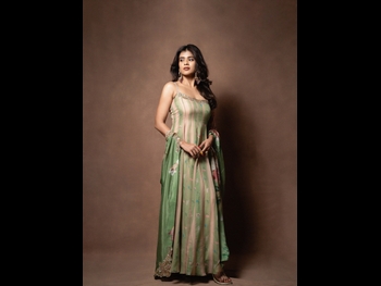  alt="Hebah Patel"