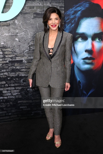 Shohreh Aghdashloo