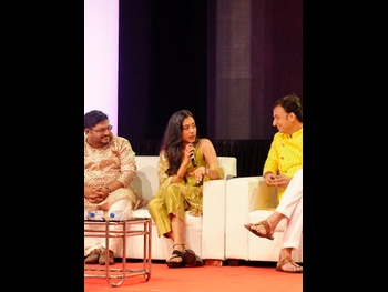  alt="Sakhi Gokhale"