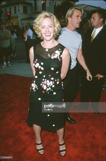 Elisabeth Shue