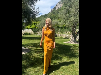  alt="Donna Air"
