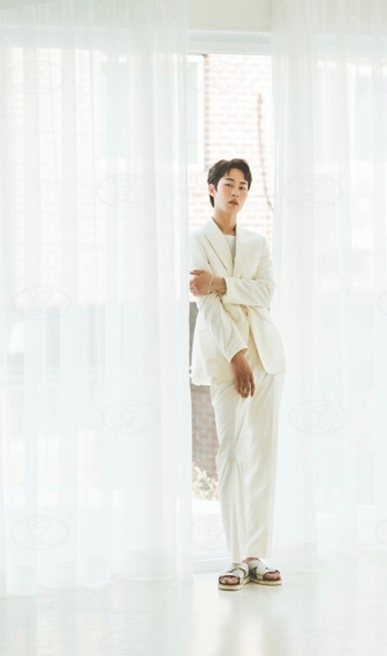 Jae-Wook Lee