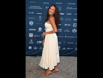  alt="Desi Perkins"