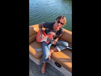  alt="Keith Urban"