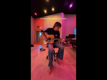  alt="Keith Urban"