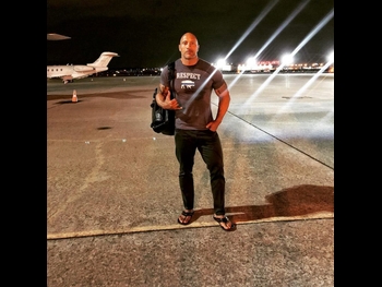  alt="Dwayne Johnson"