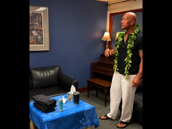  alt="Dwayne Johnson"