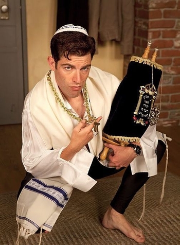 Max Greenfield