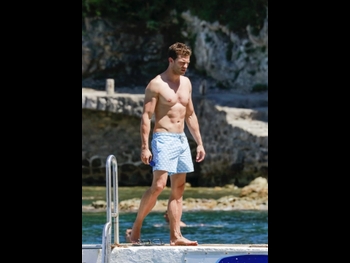  alt="Jamie Dornan"