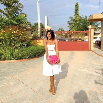 Yvonne Nelson