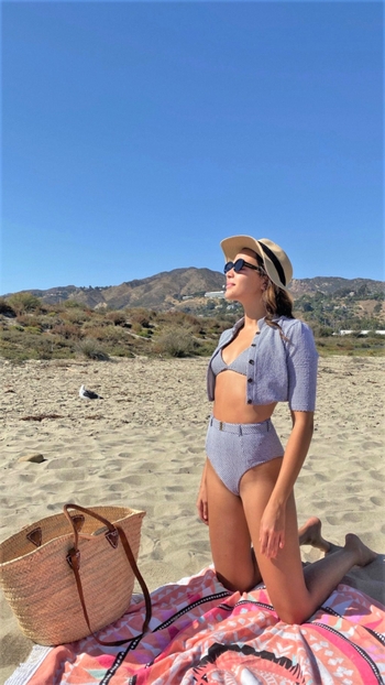 Georgie Flores
