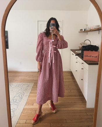 Georgie Flores