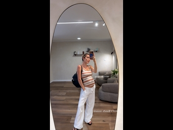  alt="Anne Zivi"