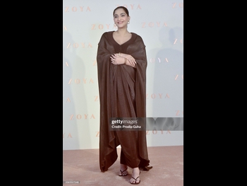  alt="Sonam Kapoor"