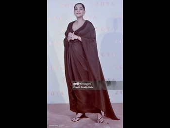  alt="Sonam Kapoor"