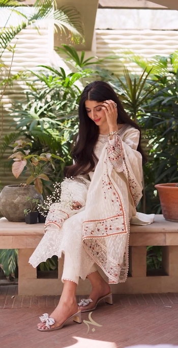 Mawra Hocane