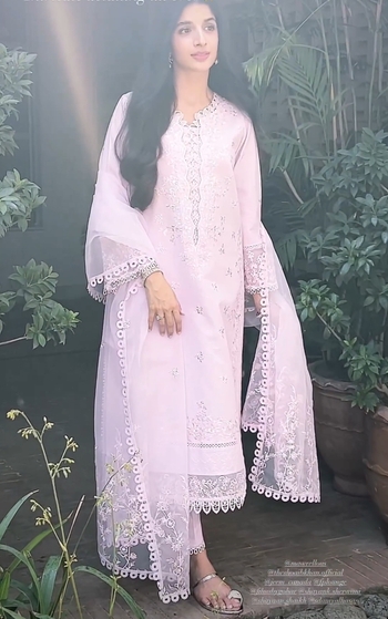 Mawra Hocane