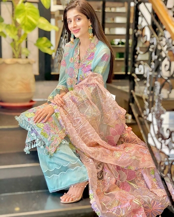 Mawra Hocane